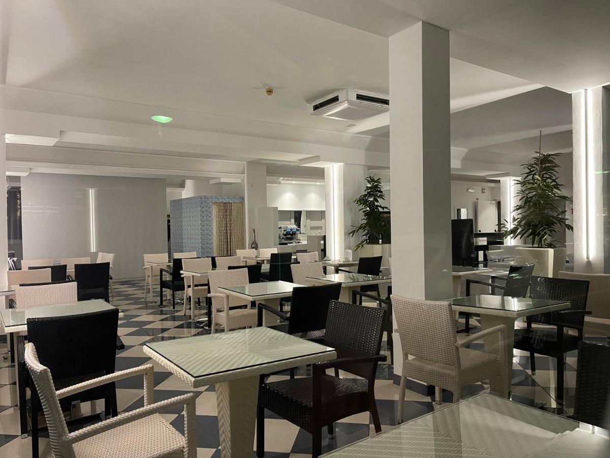 Hotel Athena Lignano Sabbiadoro Exterior foto